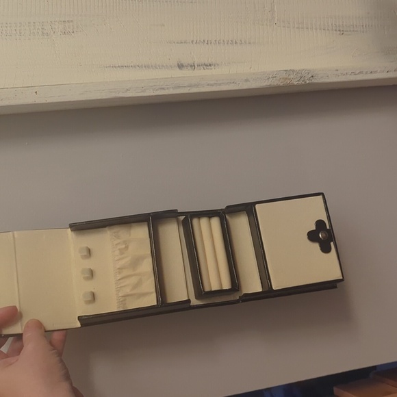 New Black Leather Jewelry Case - Picture 8 of 11